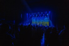 玉置浩二「Concert Tour 2022 故郷楽団 35th ANNIVERSARY ～星路（みち）～」ツアーファイナルの様子。（撮影：加藤亮）