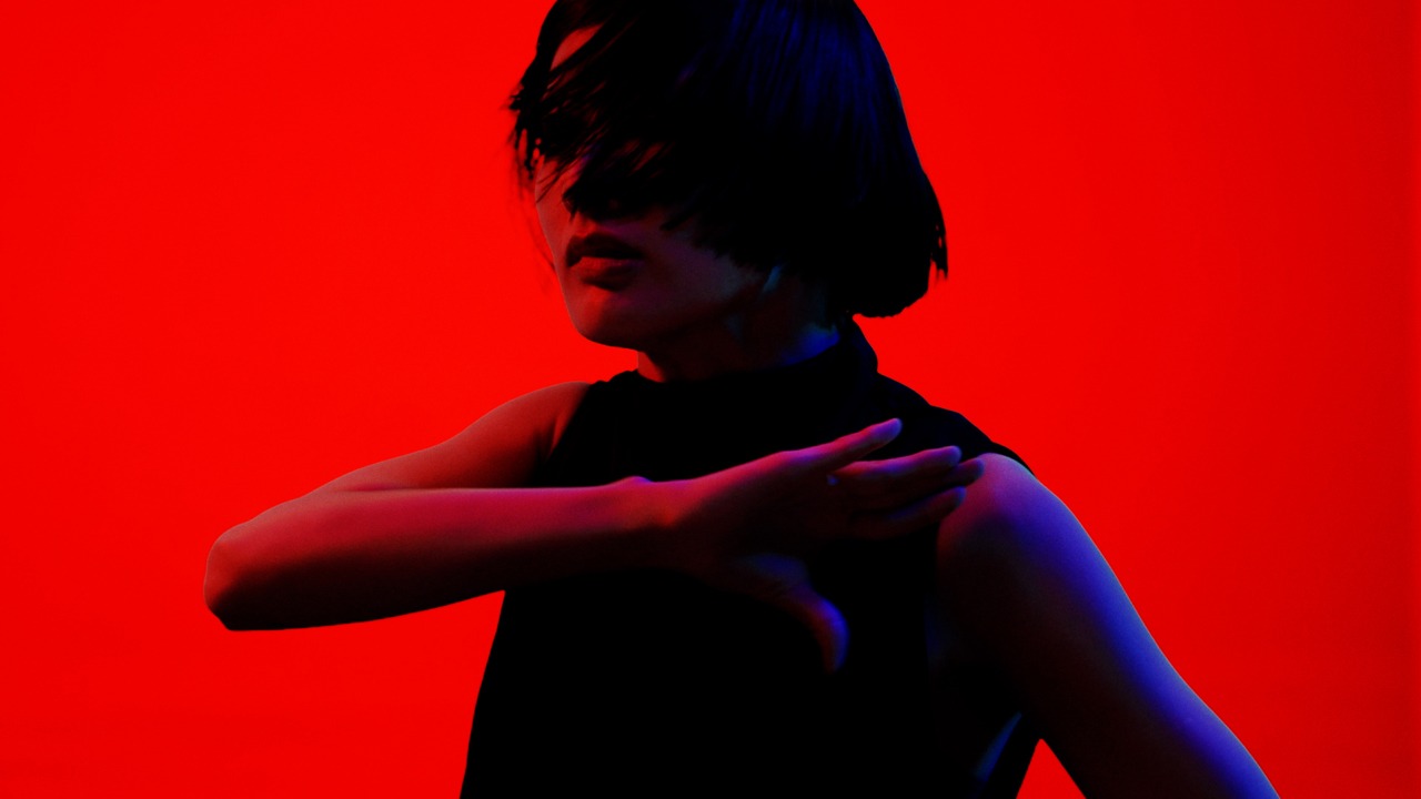 ReN「千輪花火」ミュージックビデオの“Dance ver.”のサムネイル。