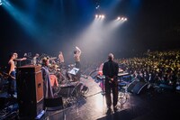 「オープン・バーン」11月2日公演より。（Photo by Yukitaka Amemiya）