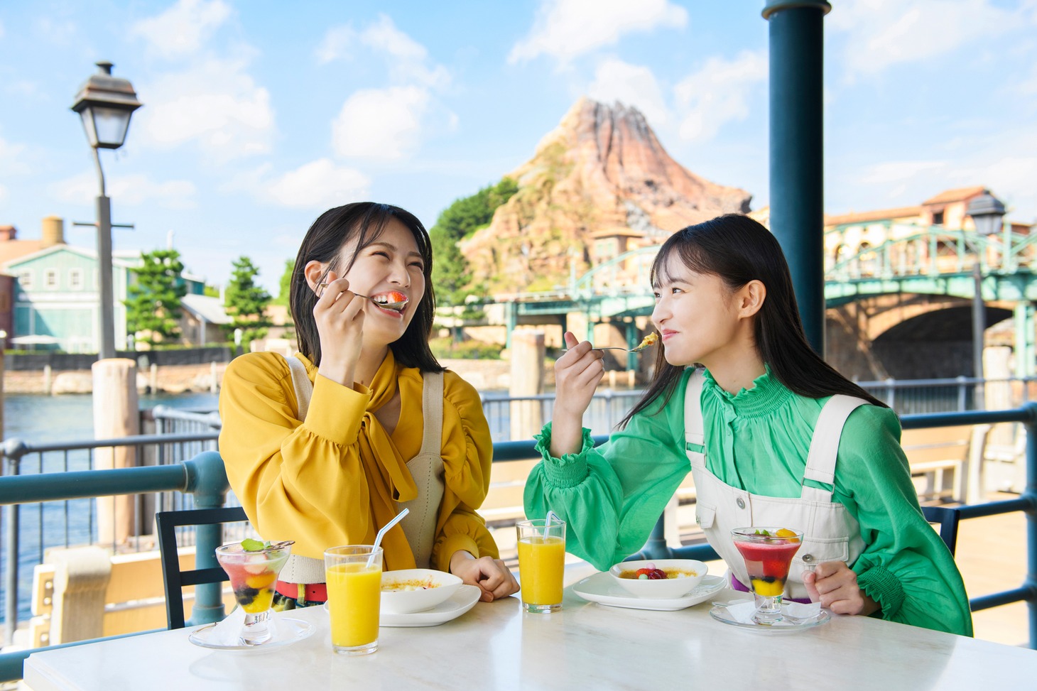 ディズニー★JCBカード」の新テレビCM「あんたは俺の相棒だぜ。」編より。(c)Disney (c)Disney/Pixar