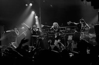 Broken By The Screamのライブの様子。