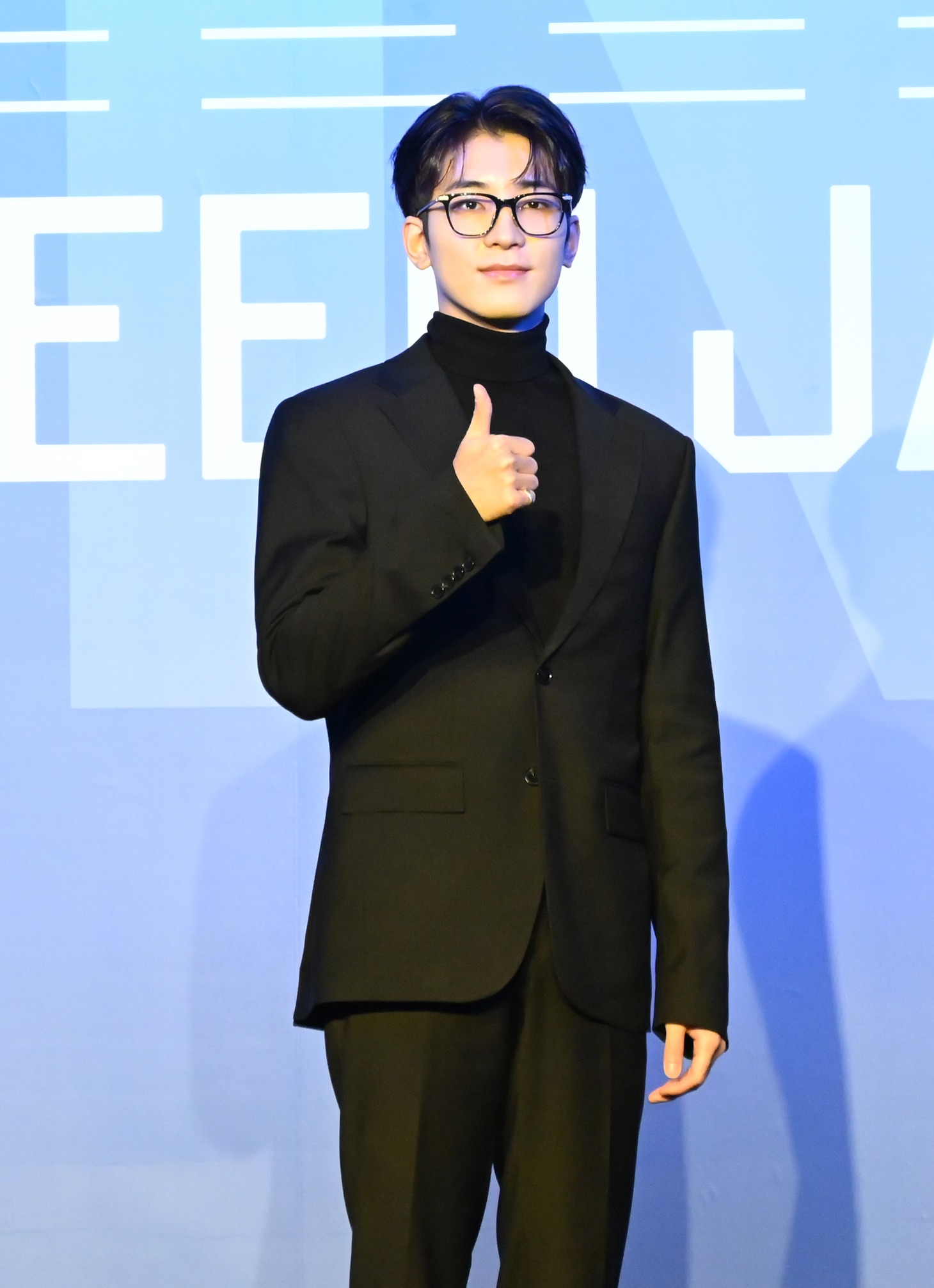WONWOO