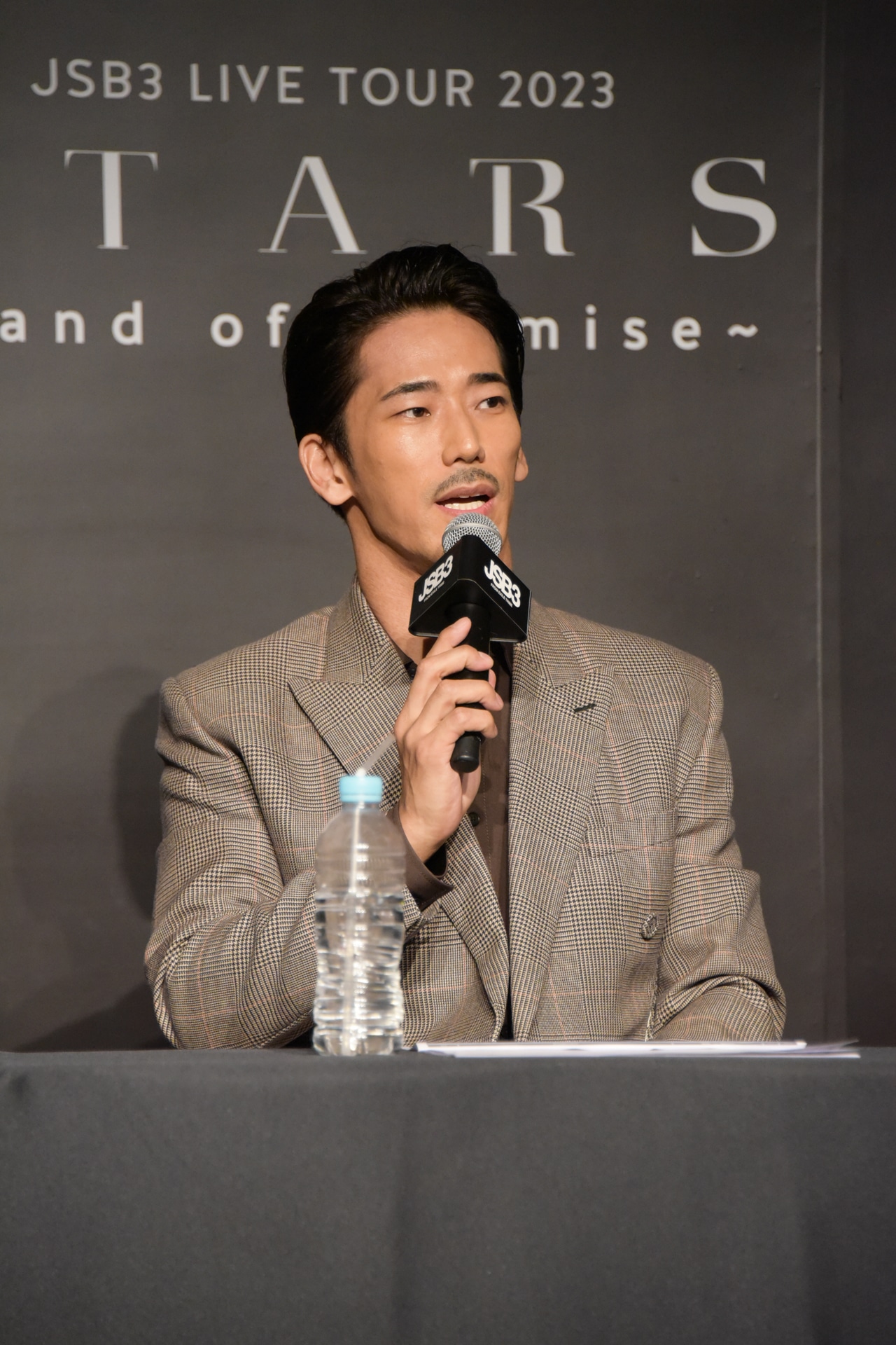 小林直己