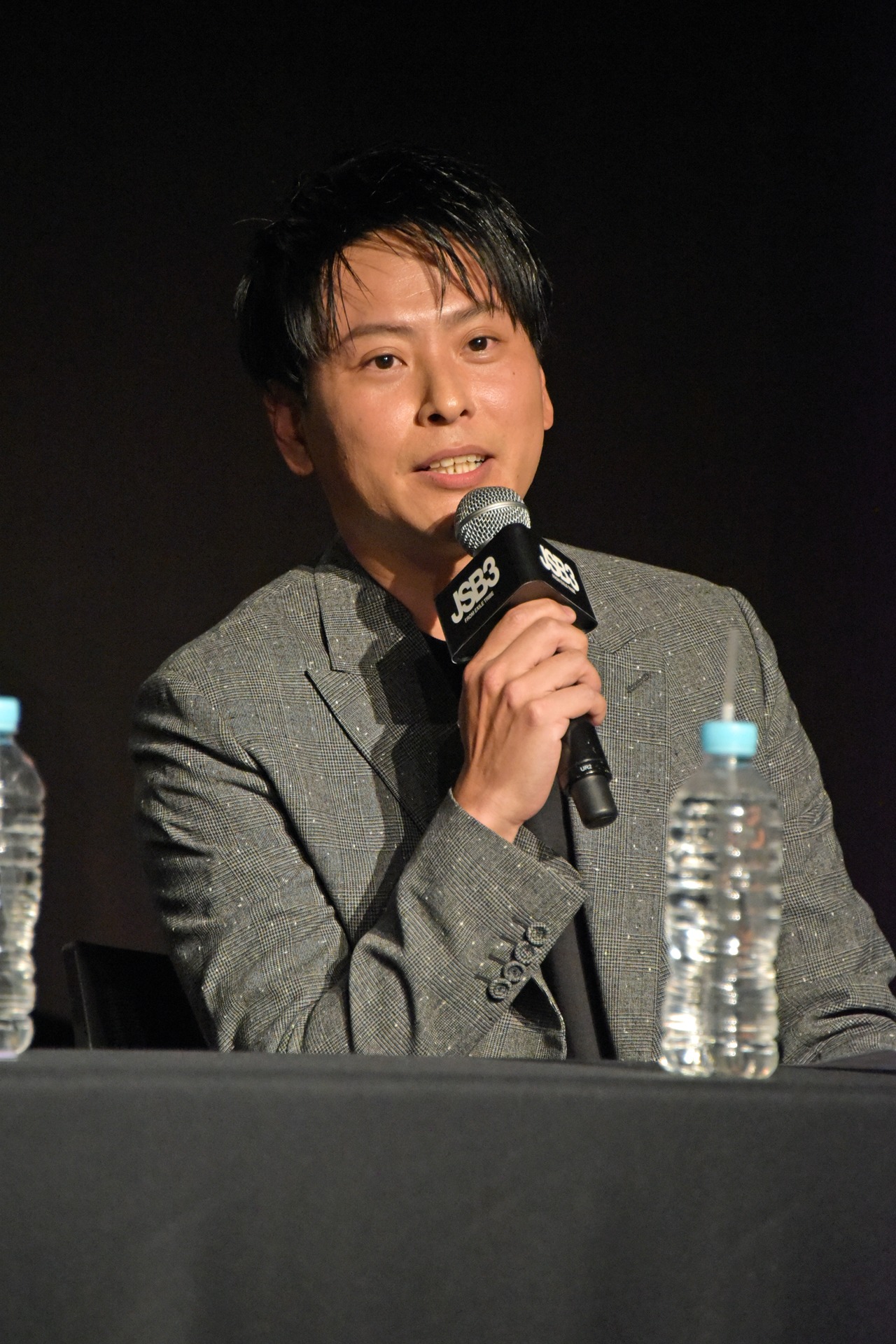 山下健二郎