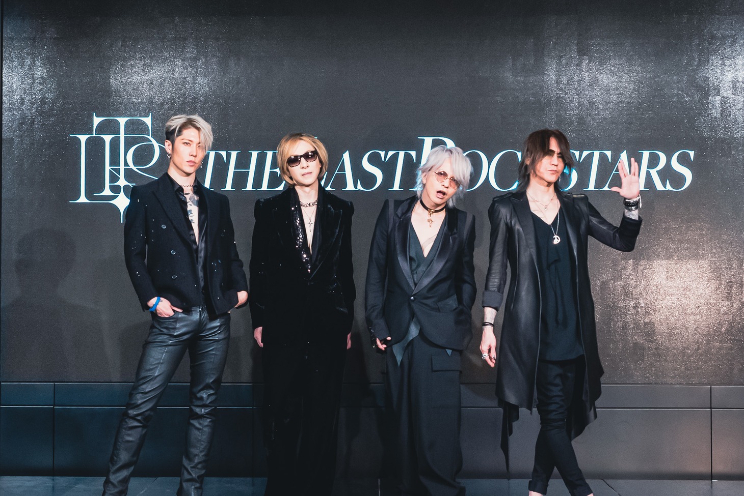 THE LAST ROCKSTARS