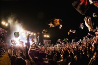 「10-FEET 25th ANNIVERSARY ONE-MAN TOUR 2022 FINAL in 太陽が丘」より（撮影：瀧本 JON...行秀）