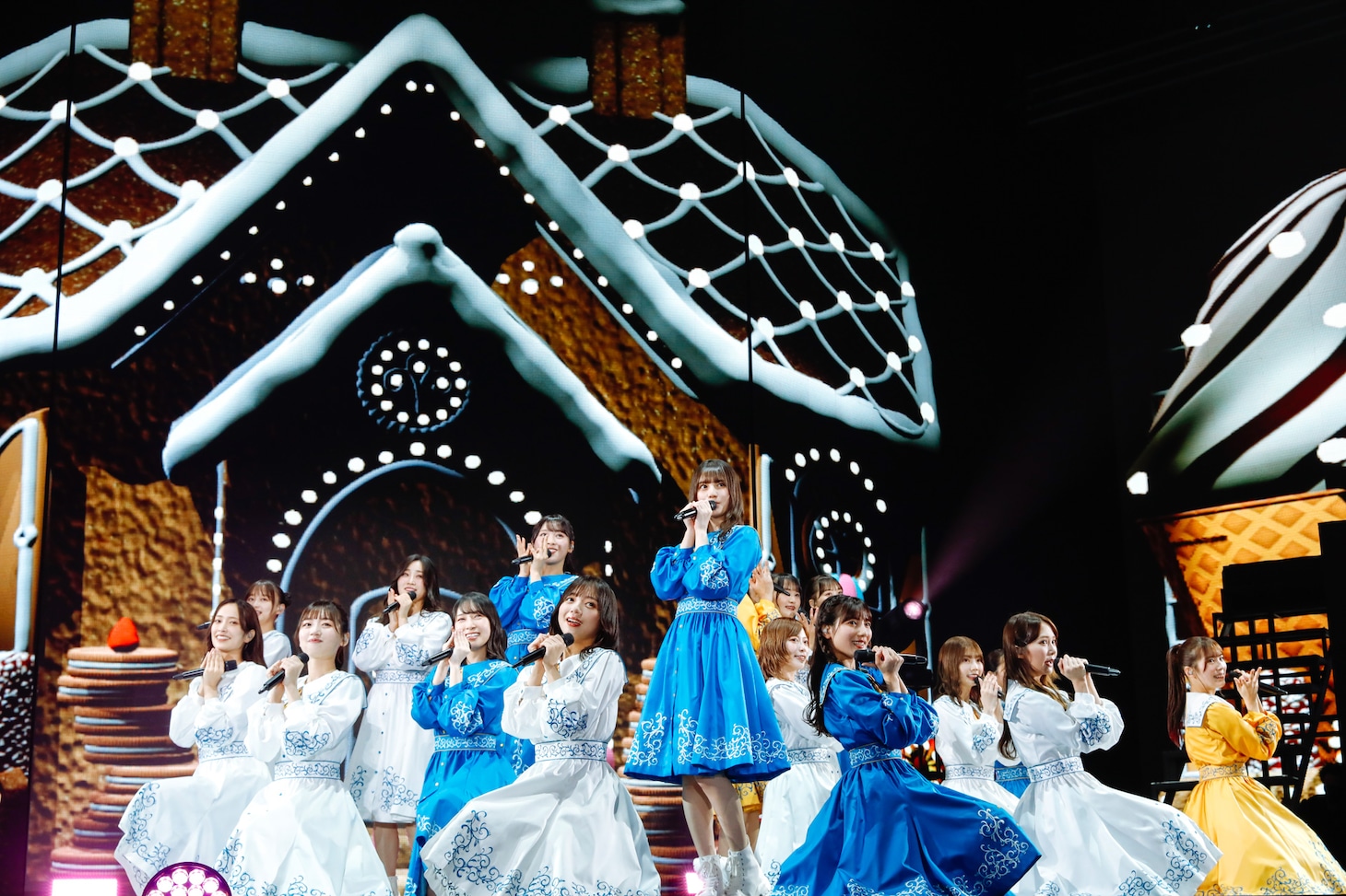 日向坂46「Happy Smile Tour2022」の様子。（撮影：上山陽介）