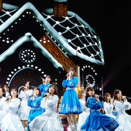 日向坂46、ハッピーな笑顔に満ちたツアー完走!四期生も合流し新たな一歩