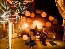 マカロニえんぴつ「マカロック“初”野音ワンマン☆東阪篇」東京・日比谷公園大音楽堂（日比谷野音） 公演の様子。（撮影：酒井ダイスケ）