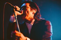 小林祐介（Vo, G）（撮影：西村理佐）