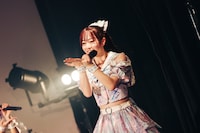 真中まな（撮影：ヨシモリユウナ）