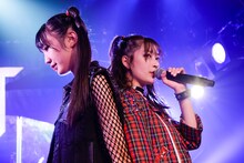 左から青山菜花、高井千帆。（撮影：笹森健一）