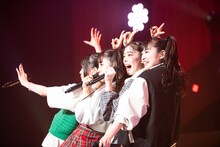 「私立恵比寿中学 柏木ひなたプロデュース企画『10131415～BOSSと子分たち～』」の様子。