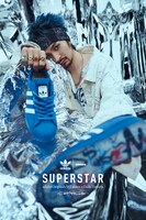 「adidas atmos SST DAIKI  TSUNETA」ビジュアル