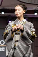 吉岡里帆