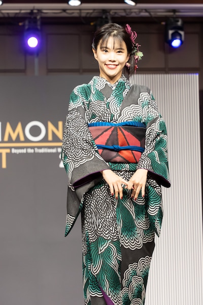 アイナ・ジ・エンド