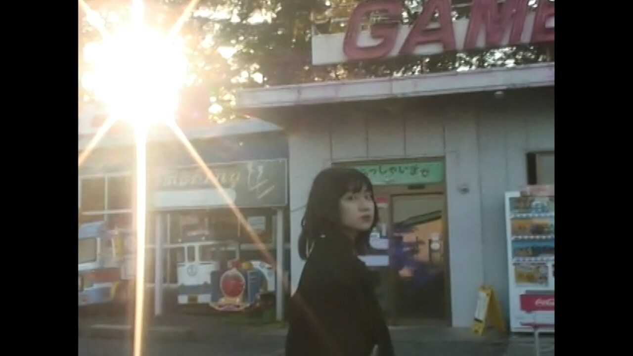 グソクムズ「冬のささやき」MV公開、企画展でのアコースティックライブ追加公演決定