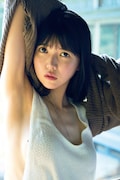 小野寺梓「偶像に生きる」より、長崎・壱岐で撮影された1枚。(C)光文社 写真◎神藤 剛