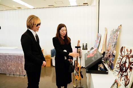 YOSHIKI、YOSHIの母。(c)NTV