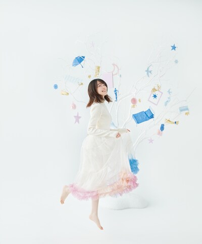 「上田麗奈アーティスト展 feRmata」キービジュアル
