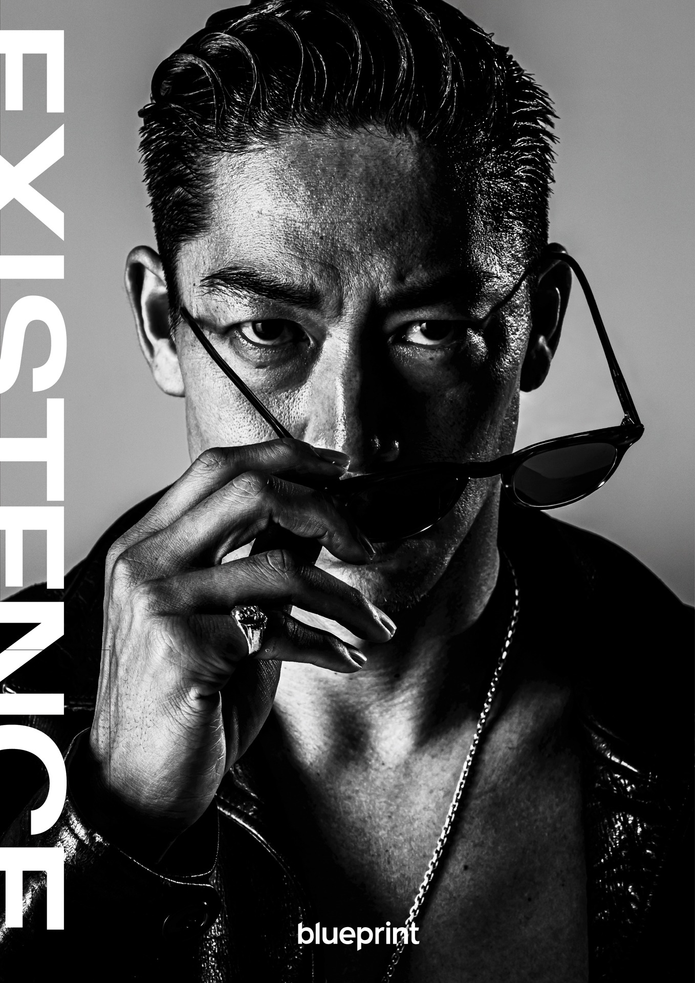 EXILE AKIRA「EXISTENCE 実存」表紙