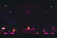 STUTS「『Orbit』Release Tour」の東京・LINE CUBE SHIBUYA（渋谷公会堂）公演の様子。（Photo by Tatsuya Hirota）