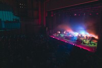 STUTS「『Orbit』Release Tour」の東京・LINE CUBE SHIBUYA（渋谷公会堂）公演の様子。（Photo by Tatsuya Hirota）