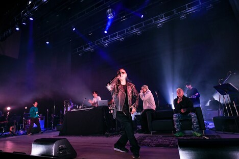 「Expressions」のパフォーマンスの様子。（Photo by Teppei Kishida）