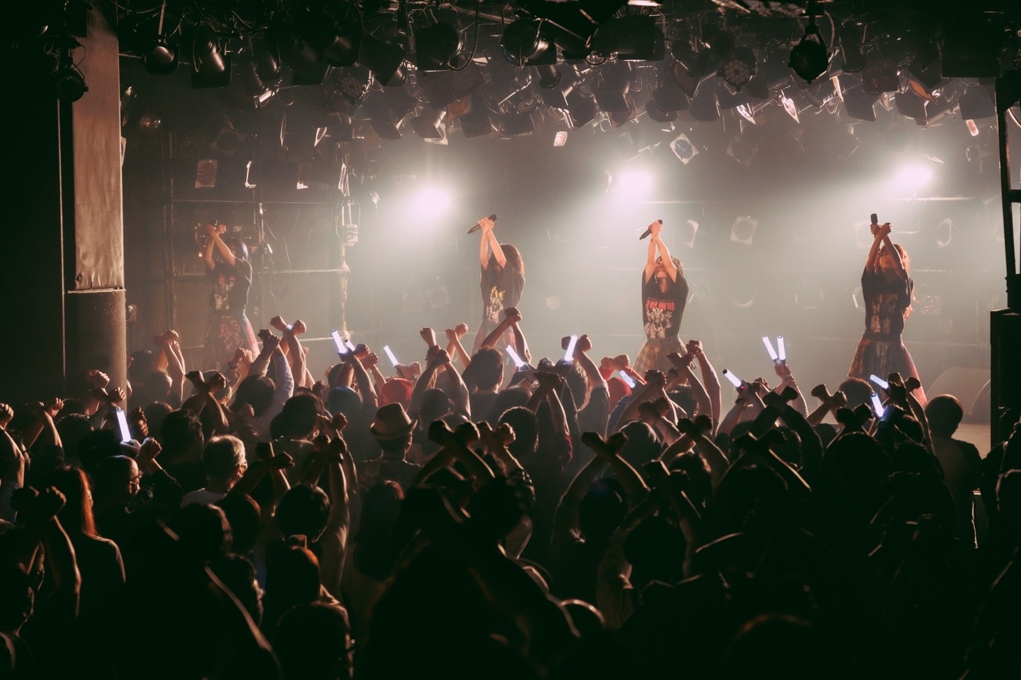 「カイジューバイミーONEMAN LIVE『怪獣記』」の様子。