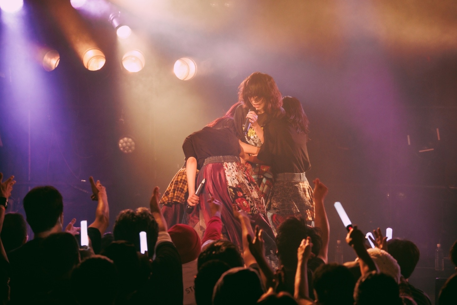 「カイジューバイミーONEMAN LIVE『怪獣記』」の様子。