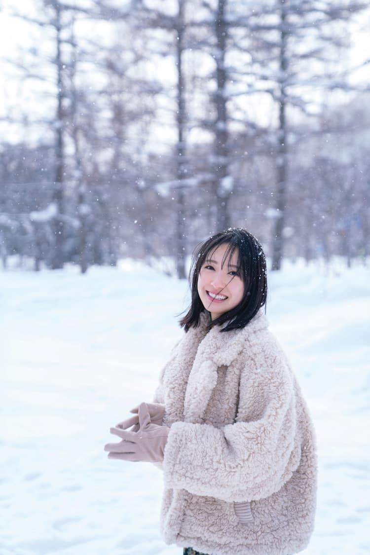 日向坂46 金村美玖 1st写真集 羅針盤 4種類の裏表紙を公開 写真16枚 コメントあり 音楽ナタリー