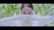 浜崎あゆみ「MASK」ミュージックビデオより。