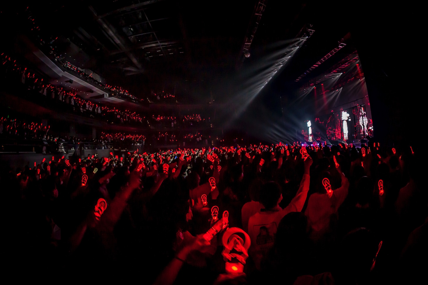 「DUSTCELL LIVE 2022『PREPARATION』」の様子。（Photo by Takashi Konuma）