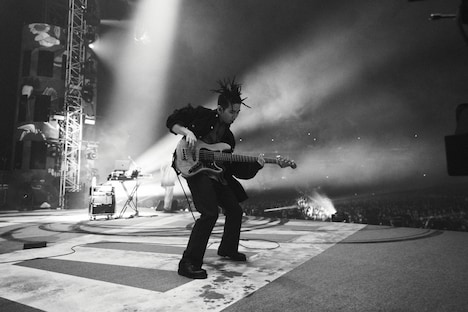 新井和輝（B）（撮影：川上智之）