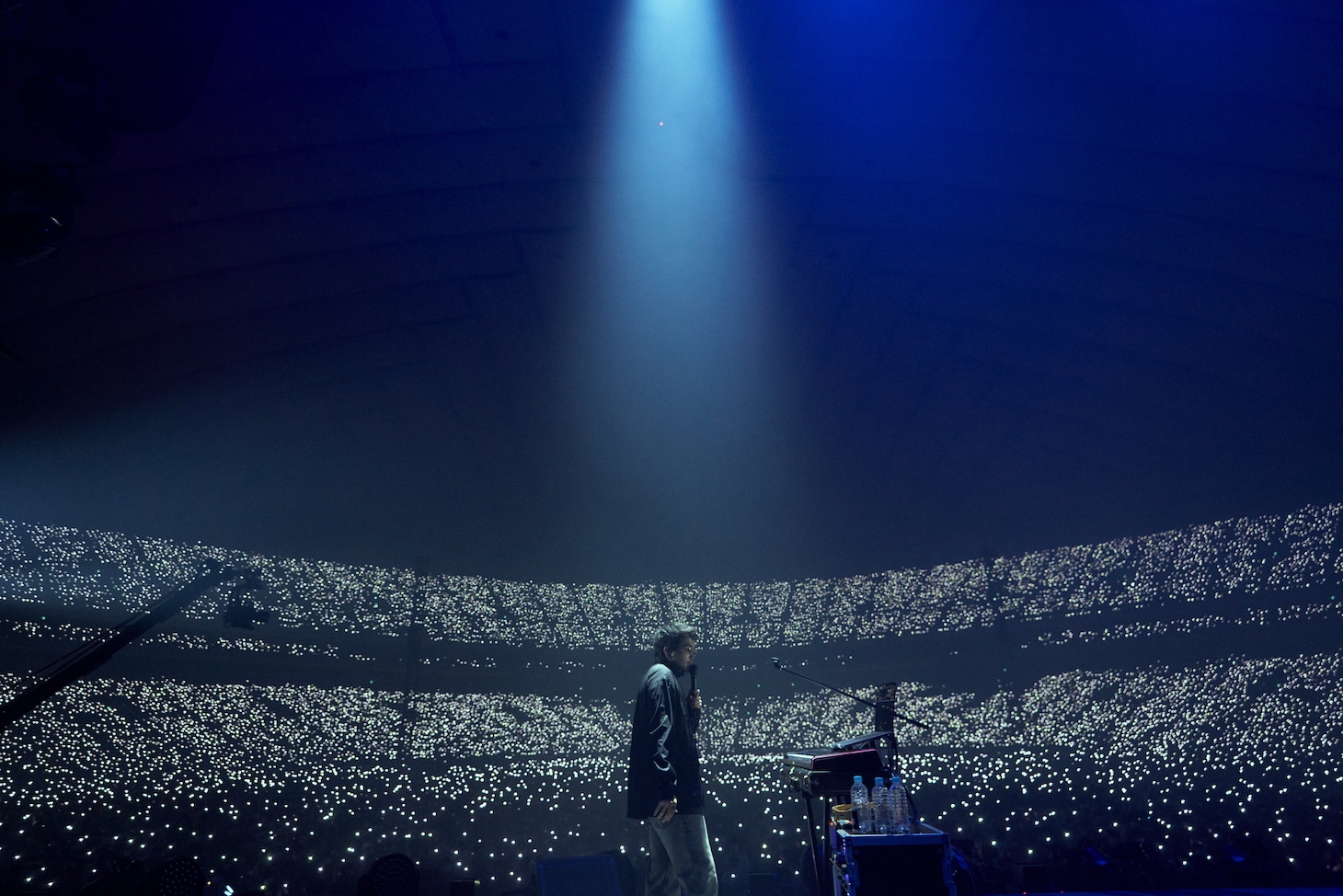 人気画像9位は「『やっとKing Gnuになれた』King Gnuが初東京ドーム公演で見せたロックバンドとしての貫禄」より、King Gnu「King Gnu Live at TOKYO DOME」の様子。（撮影：川上智之）