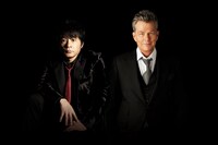 左からASKA、デイヴィッド・フォスター。