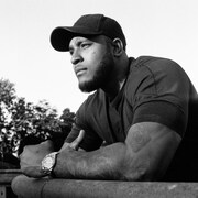 DJ Q（photography by Garry Jones）