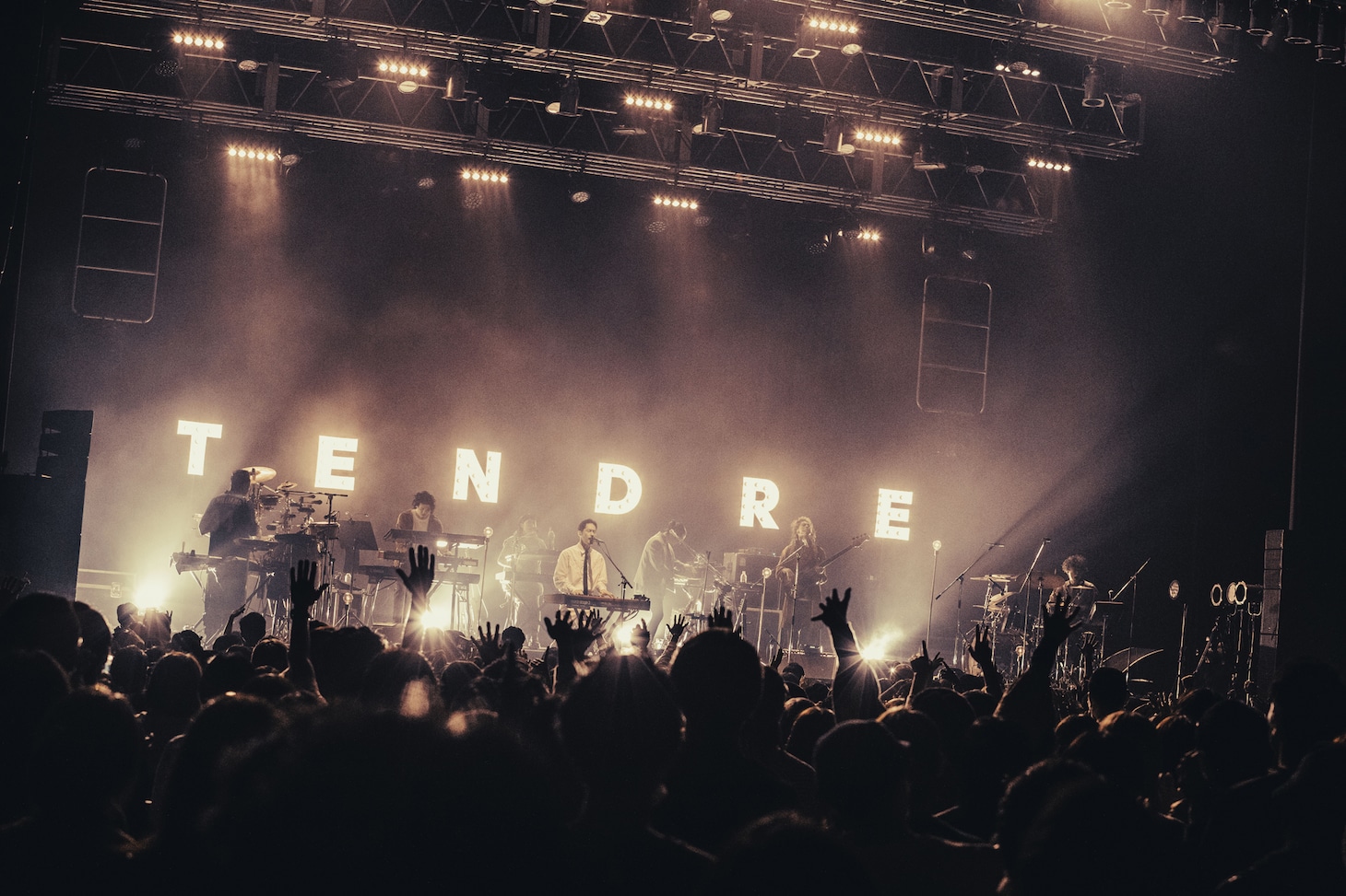 「TENDRE『PRISMATICS』Release One-Man Tour 2022」東京・Zepp DiverCity（TOKYO）公演の様子。