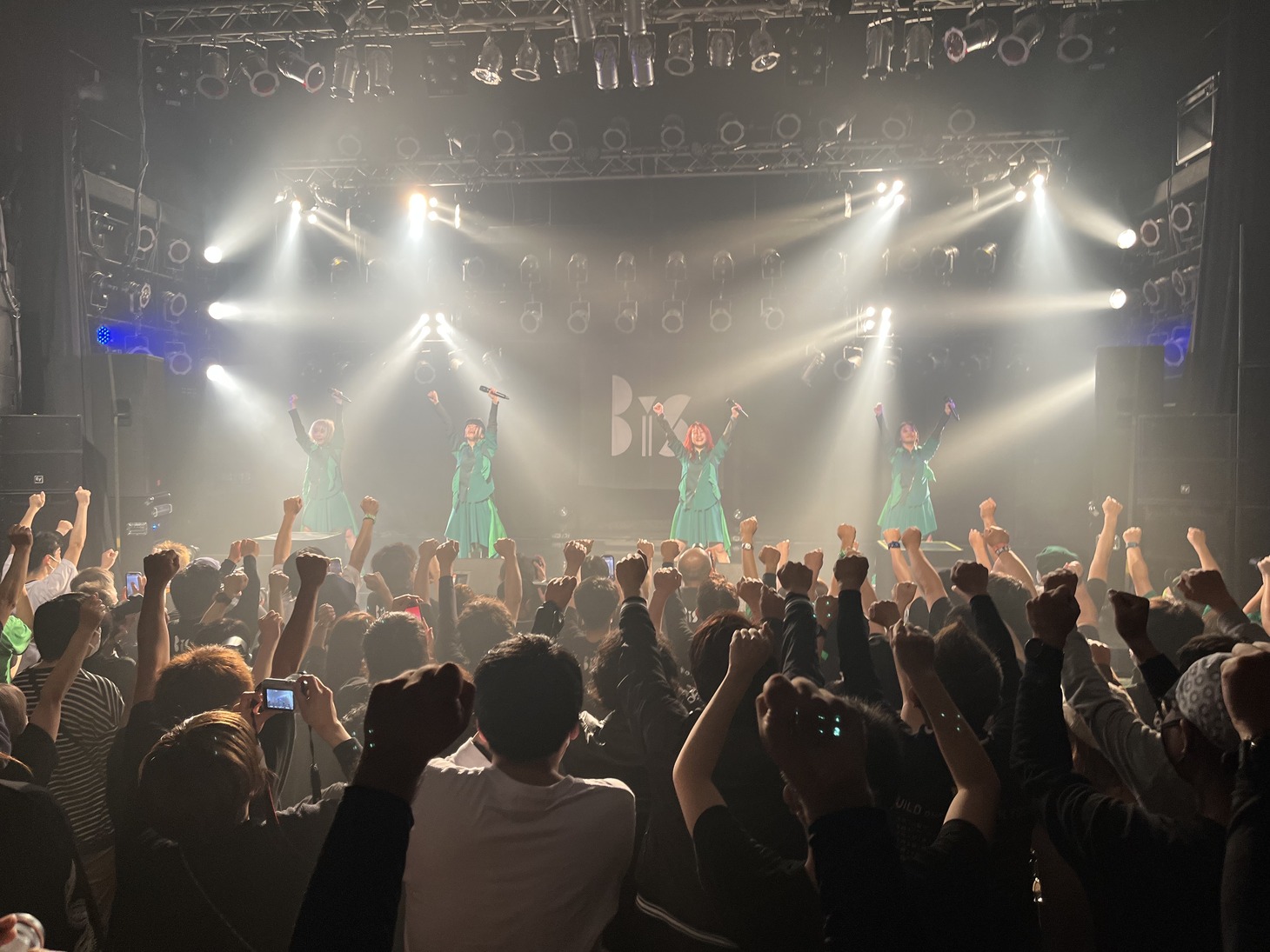 BiS（写真提供：日本クラウン）