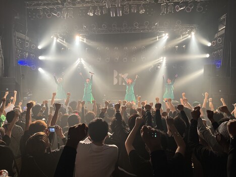 BiS（写真提供：日本クラウン）