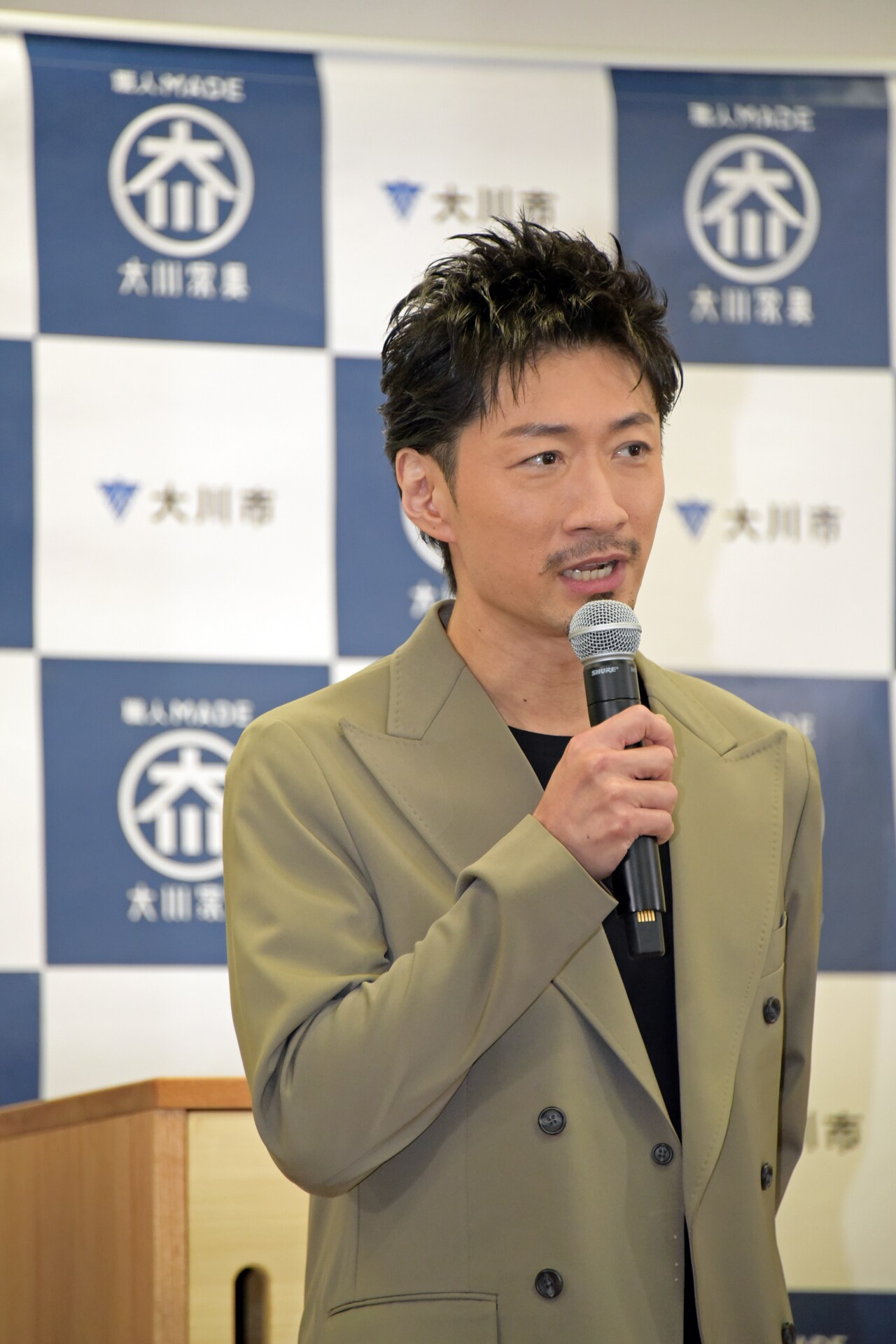 EXILE MAKIDAI 31 Makidai Stock Photos, High-Res Pictures, and Images - Getty Images