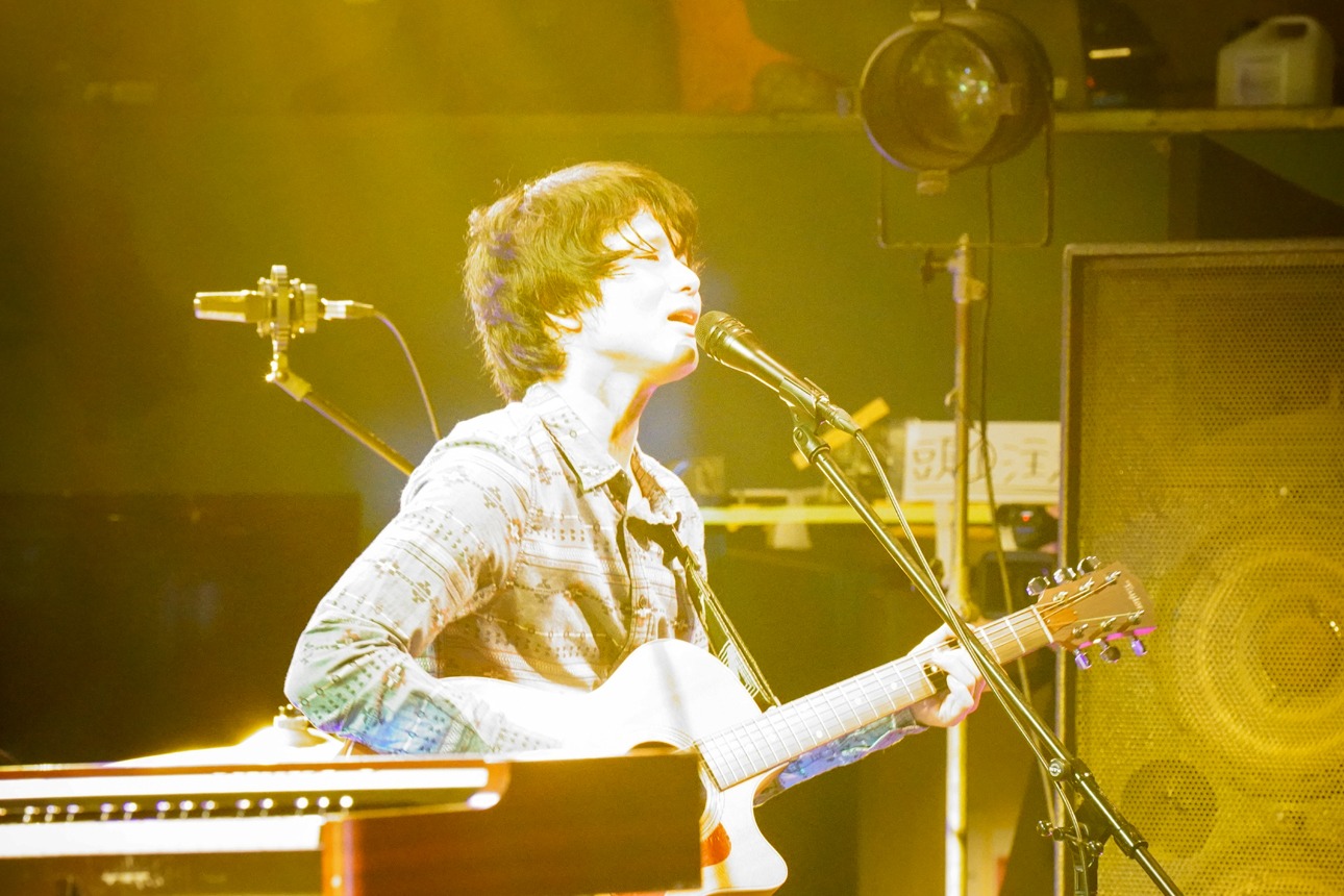 上野啓示（G, Vo）（Photo by nakamura shiori）