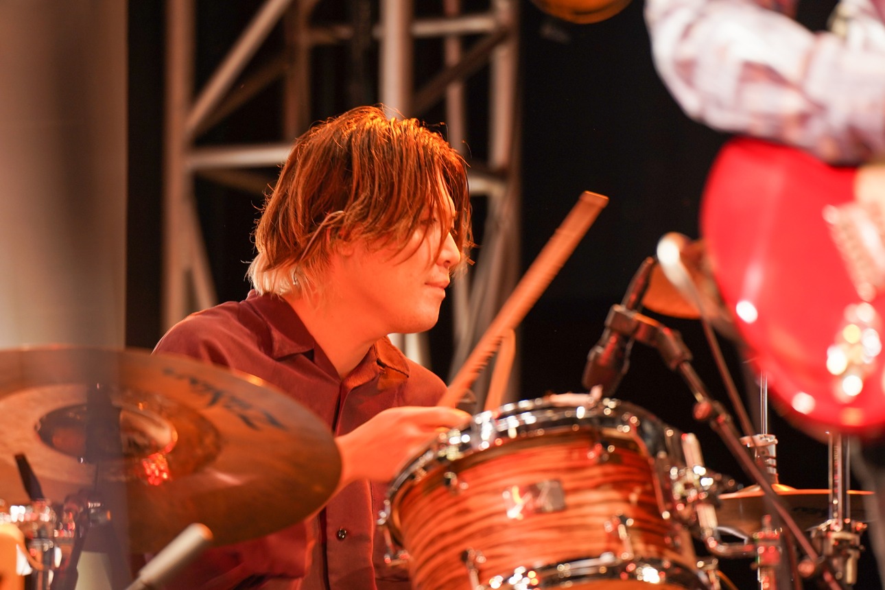 堀正輝（Dr）（Photo by nakamura shiori）