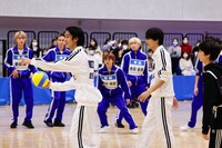 「驚速！ トリプルドッチボール」の様子。