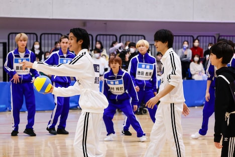 「驚速！ トリプルドッチボール」の様子。