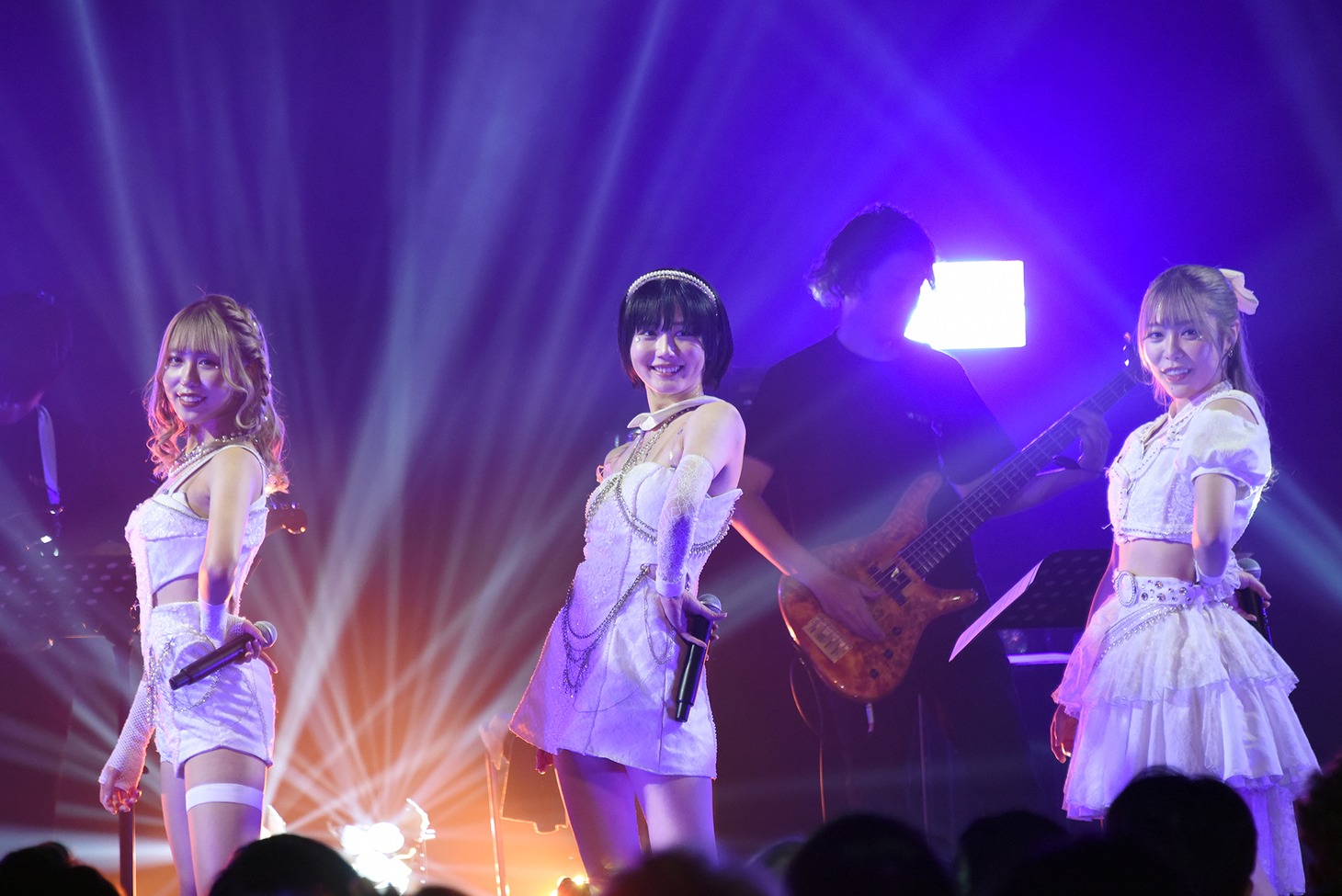 「SANDAL TELEPHONE LIVE2022 "REFLEX -BAND SET- @BLAZE"」の様子。