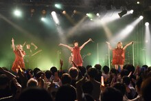 「SANDAL TELEPHONE LIVE2022 "REFLEX -BAND SET- @BLAZE"」の様子。
