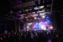 「SANDAL TELEPHONE LIVE2022 "REFLEX -BAND SET- @BLAZE"」の様子。