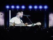 「11回シラチャ日本祭り」での瑛人のパフォーマンスの様子。