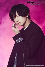 荒牧慶彦 (c)「REAL⇔FAKE」製作委員会・MBS